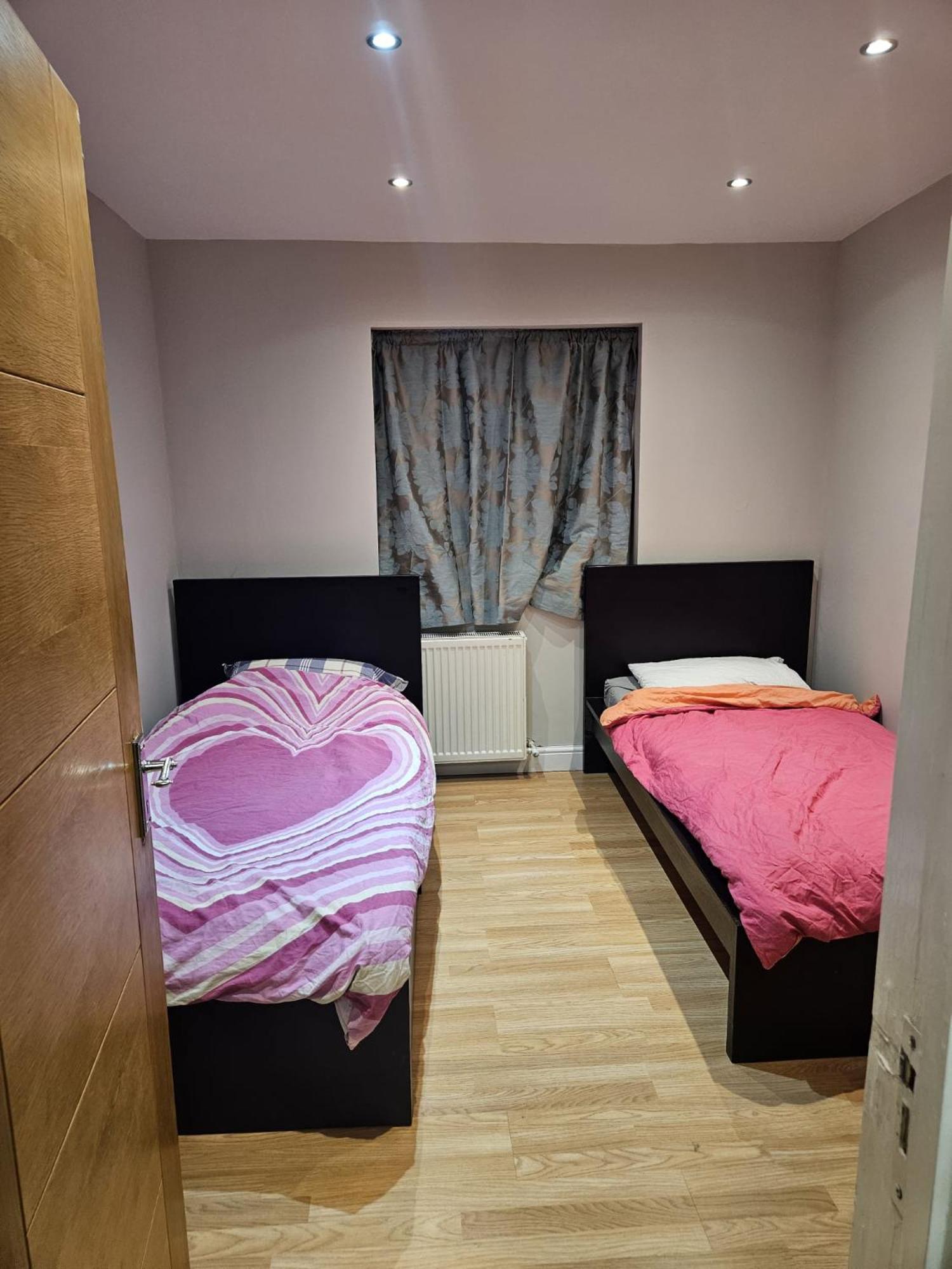 2 Bedroom Flat - Travel Direct To Heathrow/Central London Ngoại thất bức ảnh